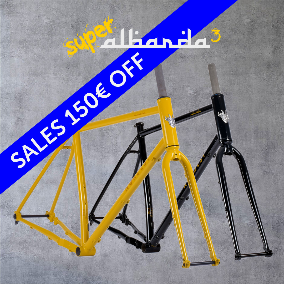 SALES 749€